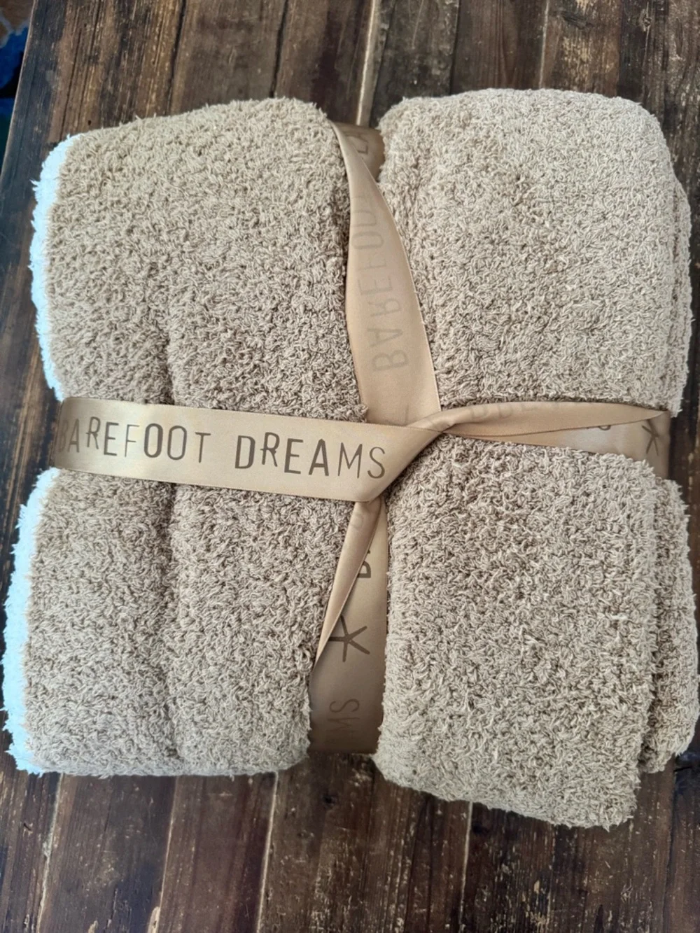 NEW! Barefoot Dreams Cozy Chic Rib Trim Throw